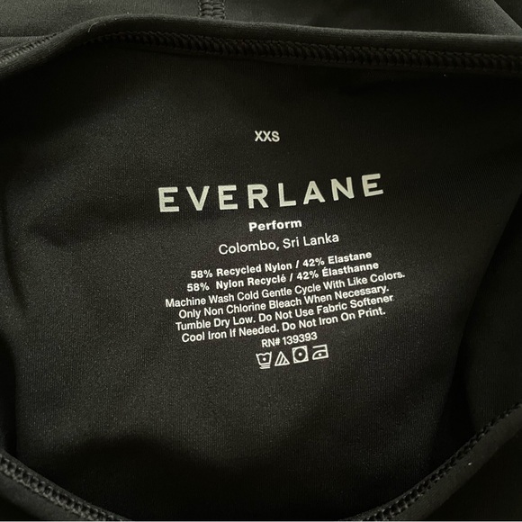 Everlane perform tank top size XXS - Picture 5 of 7